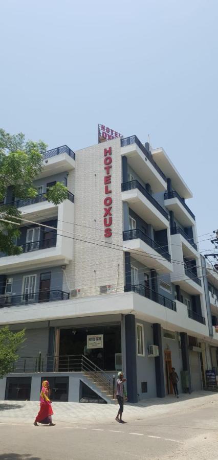 Hotel Oxus Τζαϊπούρ Εξωτερικό φωτογραφία