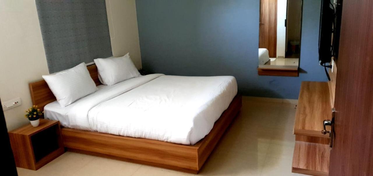 Hotel Oxus Τζαϊπούρ Εξωτερικό φωτογραφία